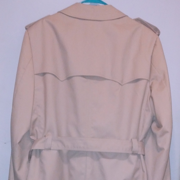 Vintage Dior Monsieur Trench Coat (1970s). Clean and Immaculate condition!! - Picture 4 of 7